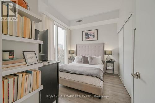 611 - 6 Parkwood Avenue, Toronto (Casa Loma), ON - Indoor Photo Showing Bedroom