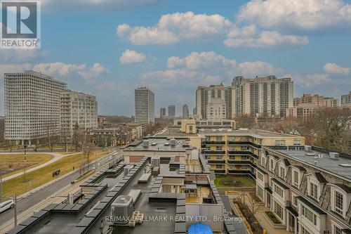 611 - 6 Parkwood Avenue, Toronto (Casa Loma), ON - Outdoor With View