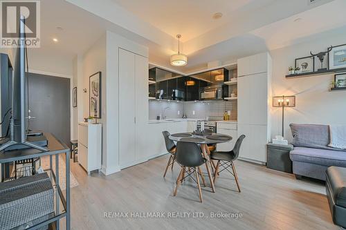 611 - 6 Parkwood Avenue, Toronto (Casa Loma), ON - Indoor