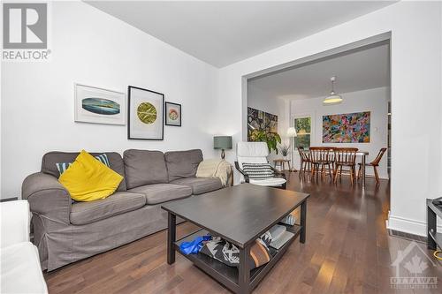 226-228 St Andrew Street, Ottawa, ON - Indoor Photo Showing Living Room