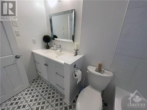 79 Goulburn Avenue Unit#3, Ottawa, ON - Indoor Photo Showing Bathroom