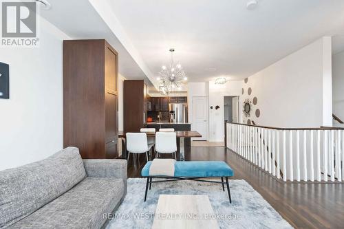 111 - 256 Royal York Road, Toronto (Mimico), ON - Indoor Photo Showing Living Room