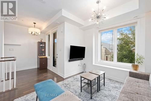 111 - 256 Royal York Road, Toronto (Mimico), ON - Indoor Photo Showing Living Room