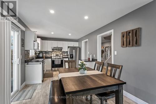 50 Crimson Crescent, London, ON - Indoor Photo Showing Dining Room