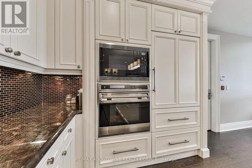 404 - 261 Church Street, Oakville, ON - Indoor Photo Showing Kitchen