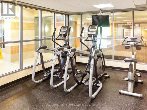 3011 - 4978 Yonge Street, Toronto (Lansing-Westgate), ON - Indoor Photo Showing Gym Room