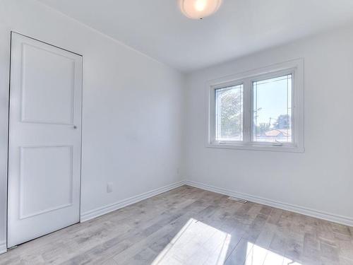 Bedroom - 17105 Boul. Brunswick, Kirkland, QC - Indoor Photo Showing Other Room