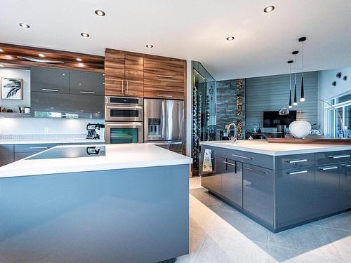 Kitchen - 15 Rue Arthur-Beaudry, Sherbrooke (Brompton/Rock Forest/Saint-Élie/Deauville), QC - Indoor Photo Showing Kitchen With Upgraded Kitchen