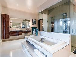 Ensuite bathroom - 