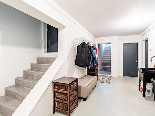 Laundry room - 15 Rue Arthur-Beaudry, Sherbrooke (Brompton/Rock Forest/Saint-Élie/Deauville), QC - Indoor Photo Showing Laundry Room