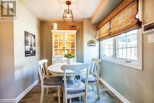 102 - 10 Bassett Boulevard, Whitby (Pringle Creek), ON - Indoor Photo Showing Dining Room