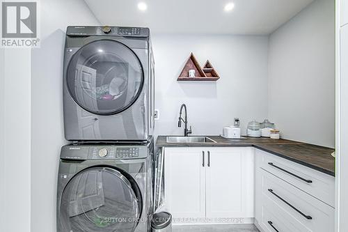 1 Columbia Road, Barrie (Holly), ON - Indoor Photo Showing Laundry Room