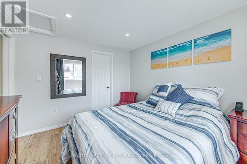 1 Columbia Road, Barrie (Holly), ON - Indoor Photo Showing Bedroom