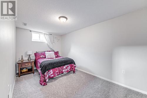 1 Columbia Road, Barrie, ON - Indoor Photo Showing Bedroom