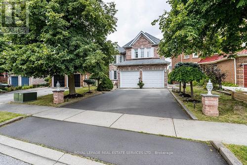 52 Hood Crescent, Brampton (Fletcher'S West), ON - Outdoor With Facade