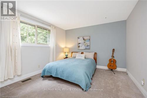 7369 Appleby Line, Milton (Nelson), ON - Indoor Photo Showing Bedroom