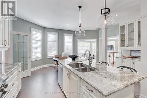 1492 Broadmoor Avenue, Mississauga (Mineola), ON - Indoor Photo Showing Kitchen With Double Sink With Upgraded Kitchen