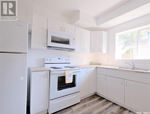 714 Main Street, Rosetown, SK - Indoor Photo Showing Kitchen