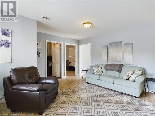 65 Albert Street S, Southampton, ON - Indoor Photo Showing Living Room