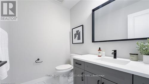 238 Beech Street, Central Huron (Clinton), ON - Indoor Photo Showing Bathroom