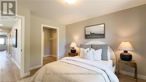 238 Beech Street, Central Huron (Clinton), ON - Indoor Photo Showing Bedroom