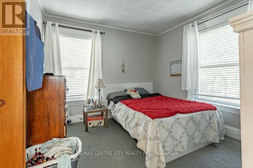 9 Scott Street, St. Thomas, ON - Indoor Photo Showing Bedroom