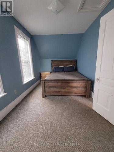 9 Scott Street, St. Thomas, ON - Indoor Photo Showing Bedroom