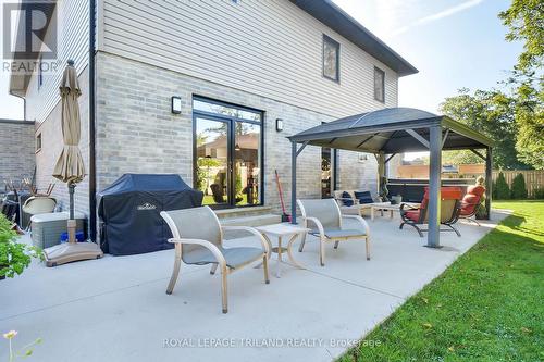 2438 Red Thorne Avenue, London, ON - Outdoor With Deck Patio Veranda