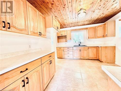 5797 Highway 17 E, Mattawa, ON - Indoor Photo Showing Kitchen