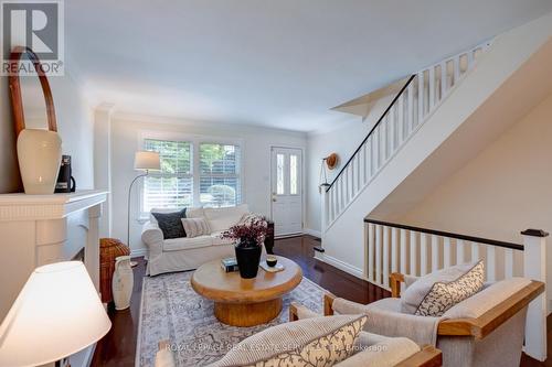 22 Rowley Avenue, Toronto (Mount Pleasant East), ON - Indoor Photo Showing Living Room