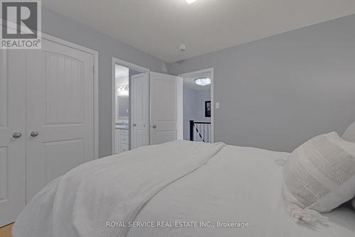 15 William Fair Drive, Clarington (Bowmanville), ON - Indoor Photo Showing Bedroom