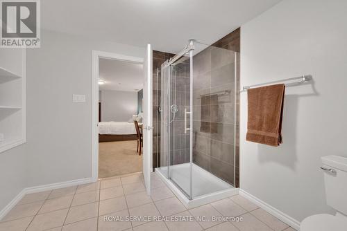 15 William Fair Drive, Clarington (Bowmanville), ON - Indoor Photo Showing Bathroom