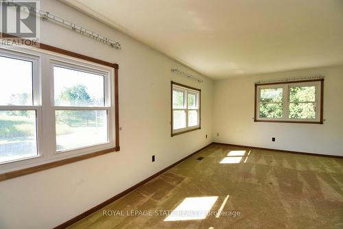 419 Book Road E, Hamilton (Airport Employment Area), ON - Indoor Photo Showing Other Room