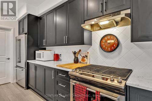 307 Billington Close, Peterborough (Northcrest), ON - Indoor Photo Showing Kitchen