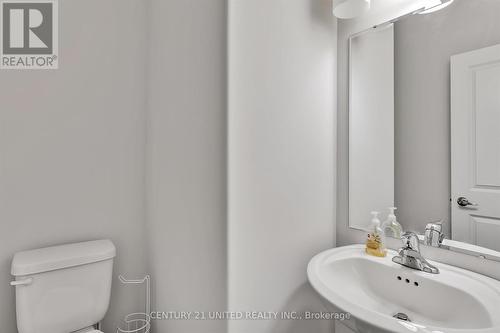 307 Billington Close, Peterborough (Northcrest), ON - Indoor Photo Showing Bathroom