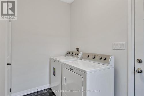 307 Billington Close, Peterborough (Northcrest), ON - Indoor Photo Showing Laundry Room