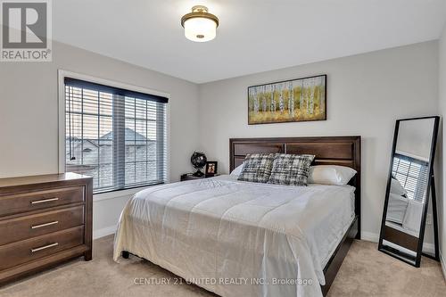 307 Billington Close, Peterborough (Northcrest), ON - Indoor Photo Showing Bedroom