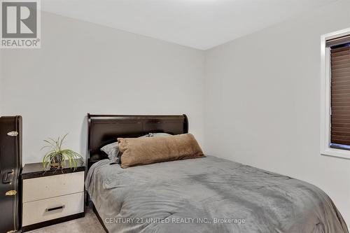 307 Billington Close, Peterborough (Northcrest), ON - Indoor Photo Showing Bedroom