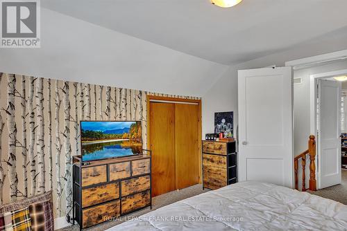 53 Edgewater Boulevard, Peterborough (Ashburnham), ON - Indoor Photo Showing Bedroom