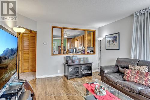 53 Edgewater Boulevard, Peterborough (Ashburnham), ON - Indoor Photo Showing Living Room