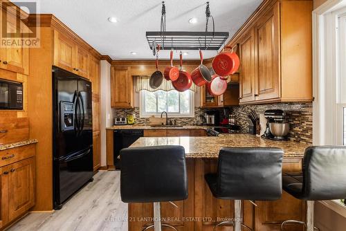 4 Stephen Crescent, Quinte West, ON - Indoor Photo Showing Kitchen