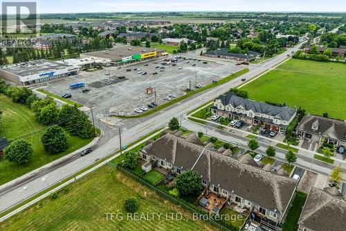 7 Chadwin Drive, Kawartha Lakes (Lindsay), ON - Outdoor With View