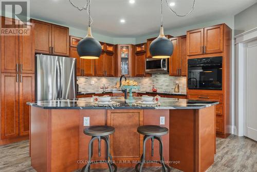 2189 Lovshin Road, Hamilton Township, ON - Indoor Photo Showing Kitchen