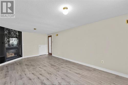 278 Coghill Drive, Kingsville, ON - Indoor With Fireplace