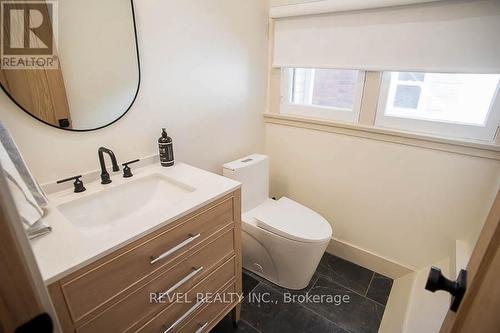 187 Dufferin Avenue, Brantford, ON - Indoor Photo Showing Bathroom