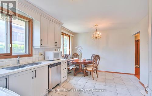 6 Glenmurray Court S, Hamilton, ON - Indoor Photo Showing Kitchen With Double Sink