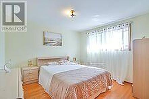 6 Glenmurray Court S, Hamilton (Red Hill), ON - Indoor Photo Showing Bedroom