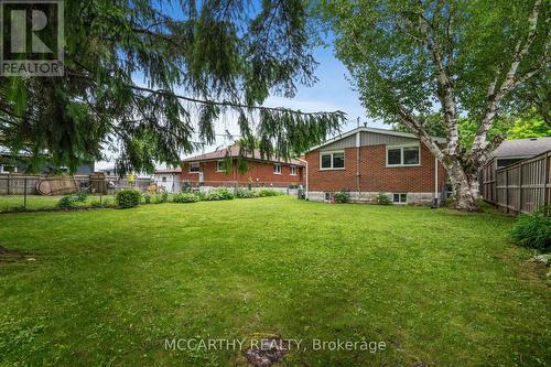 433 First Avenue E, Shelburne, ON - Outdoor With Backyard