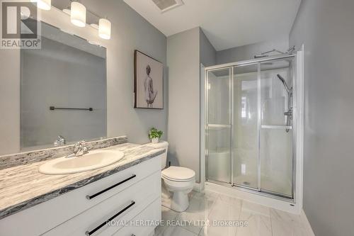 4095 Ernest Street, Petrolia, ON - Indoor Photo Showing Bathroom