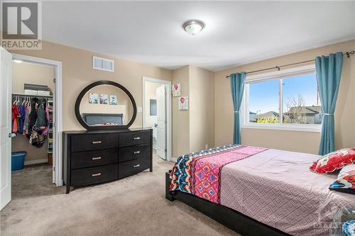 Principal Bedroom - 1831 Arrowgrass Way, Ottawa, ON - Indoor Photo Showing Bedroom